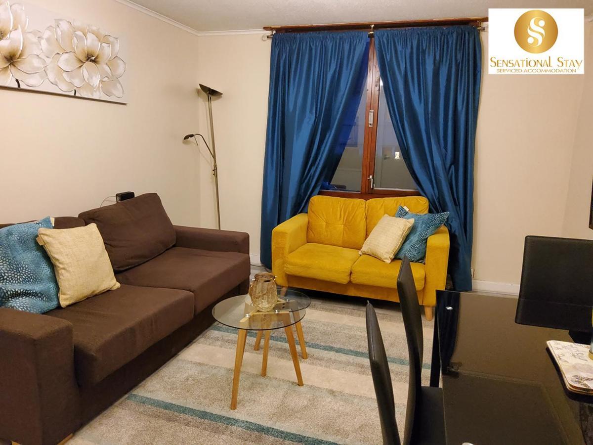 Sensational Stay Short Lets & Serviced Accommodation 2 Bedroom Apartment Aberdeen, Middlefield Place 外观 照片